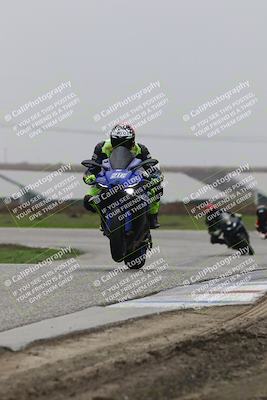 media/Nov-29-2025-TrackDaz (Sat) [[10ae2d9bce]]/A Group/Session 4 (Wheelie Bump)/